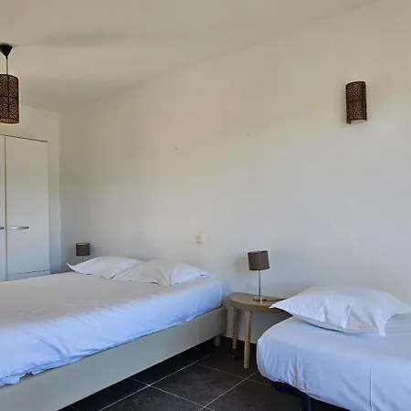 Apartamento Dolce & D1, Vue Et Piscine